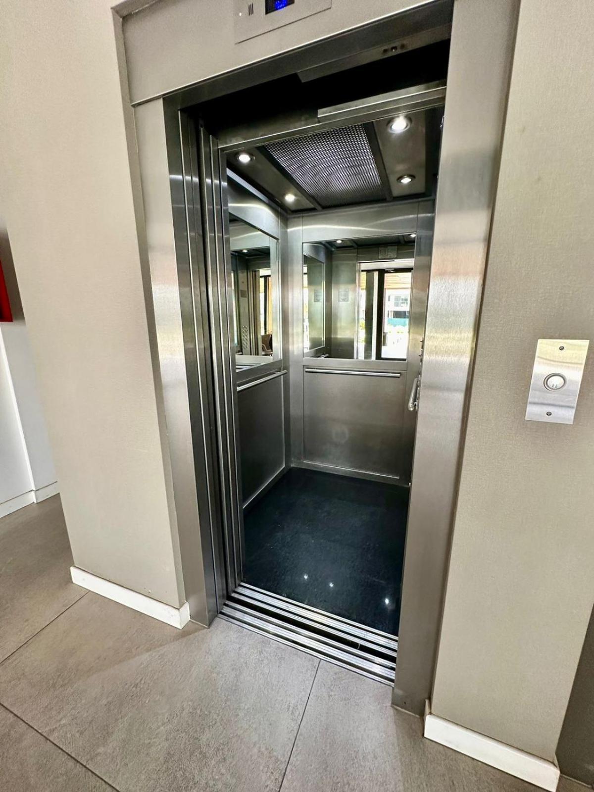 Departamento Amoblado De Lujo Apartamento Córdoba